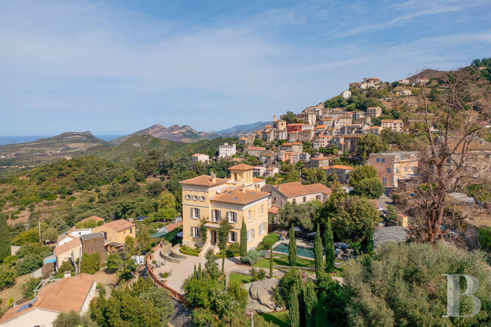 En Haute-Corse,  une villa du 19e siècle élevée en belvédère au cœur du village d’Oletta - photo  n°31